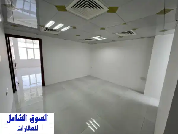 شقة للإيجار في روي (دارسيت)/Apartment for rent in Ruwi (Darsait)