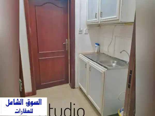 استوديو بنتهاوس / studio penthouse