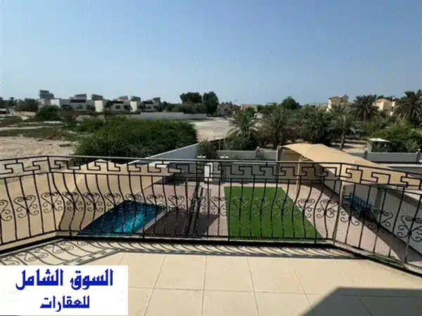 فيلا كبيرة وراقية للايجار في الجنبية A large and elegant villa for rent in Janabiyah