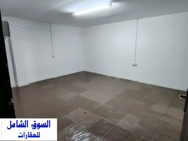 للإيجار في المعمورة بيت شعبي طابقين عبارة عن 7 استوديوهات جاهزه مكيفه بالكامل مع حوش كبير غير شامل ...