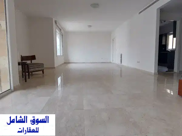 250 m² High Floor Apartment for Rent in Sioufi