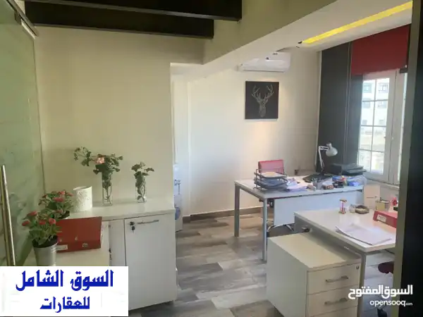 مكتب مفروش للايجار في جبل عمان بسعر مميز