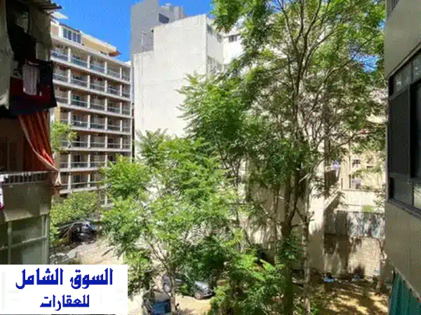 Flat in CLASSIEST area of hamra for sale