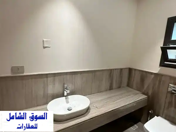 شقه  تشطيب فندقي استلام فوري في بيفرلي هيلز الشيخ زايد...