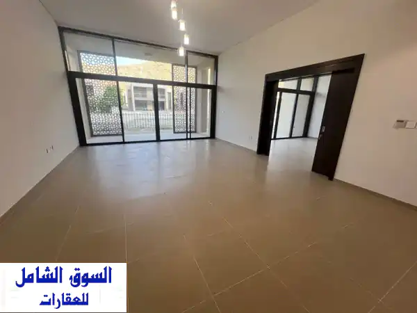 New Zaha 4+1 Bedrooms Villa for Rent, Muscat Bay فيلا 4+1 غرف للايجار،...
