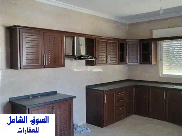 شقة للبيع / امكانية البدل بارض داخل حدود امانة عمان الكبرى