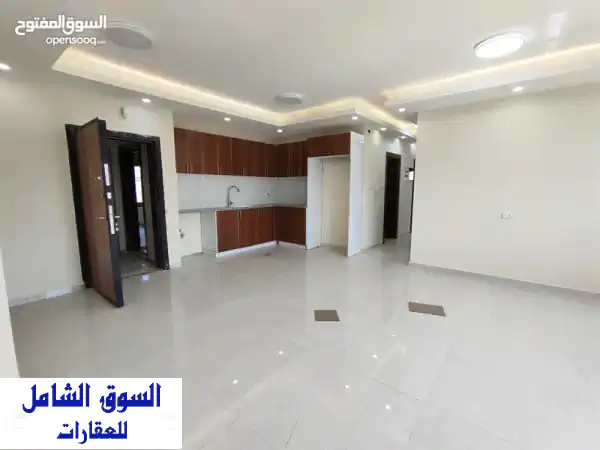 شقة جديدة غير مفروشة للايجار في شارع ابو ريا