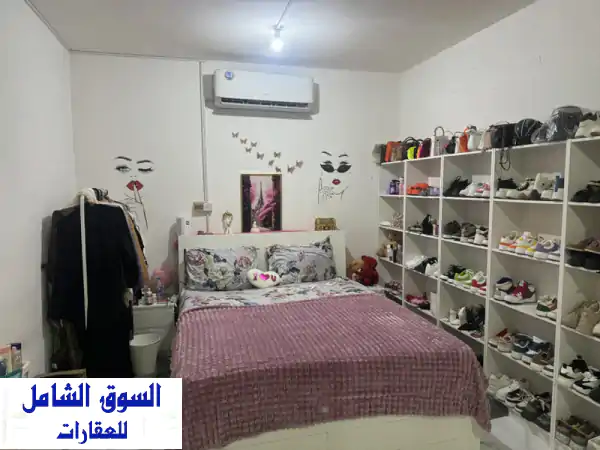 مطلوب بنت مغربية الجنسية للمشاركة فسكن مع بنتين...