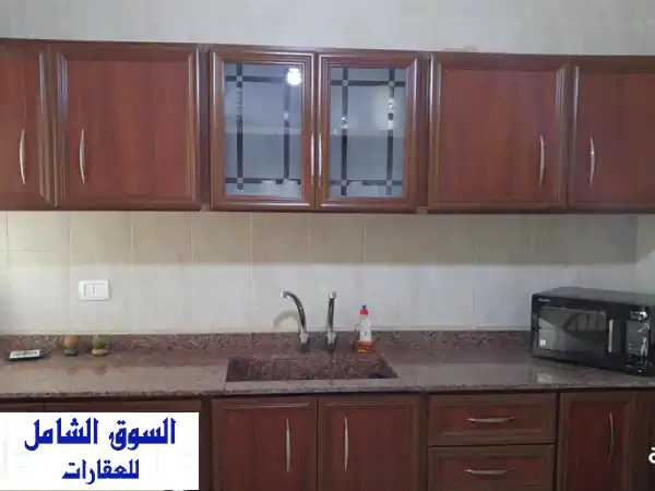 Fully furnished 3/2 bedroom apartment in a very quiet street شقة مفروشة في شارع هاديء.السعر1000$