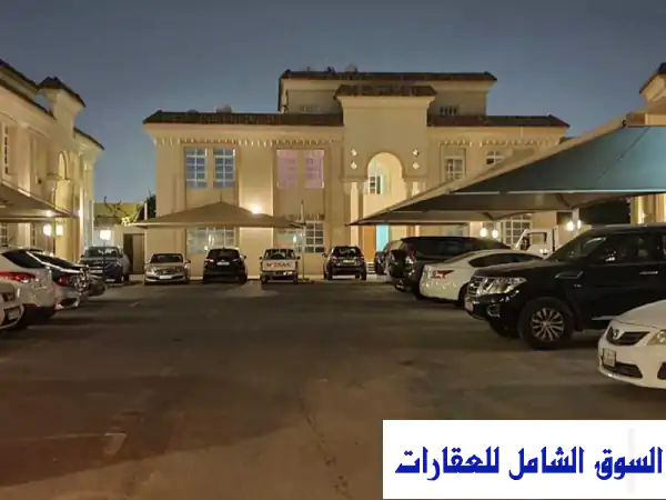 بنتهاوس فاخر للإيجار في الغرافة، الريان | غرفة...