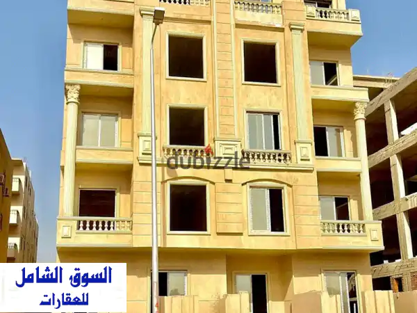 شقة للبيع 250م بالمنطقة الثامنة الشروق: استلام...