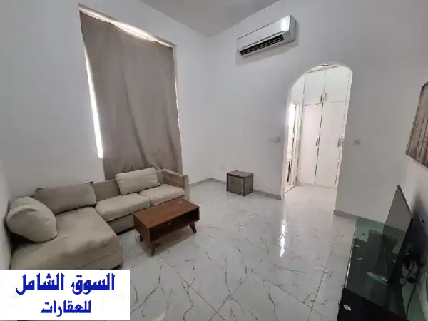 🌟 فرصة ذهبية! غرفة وصالة مفروشة بـ رووف خاص - بني...