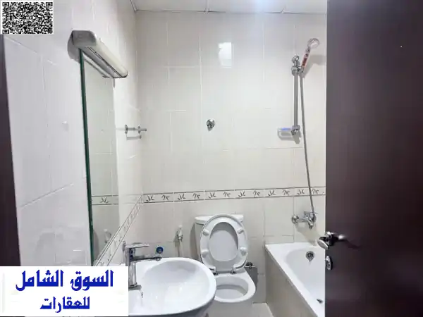 شقة الأحلام في قلب عجمان: غرفتين وصالة فاخرة بموقف خاص وخطة سداد ميسرة!