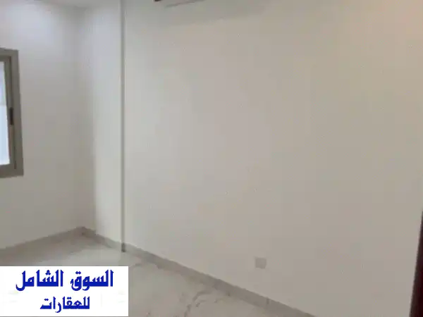 فرصة استثمارية وسكنية بالماحوز: عمارة كاملة للإيجار...