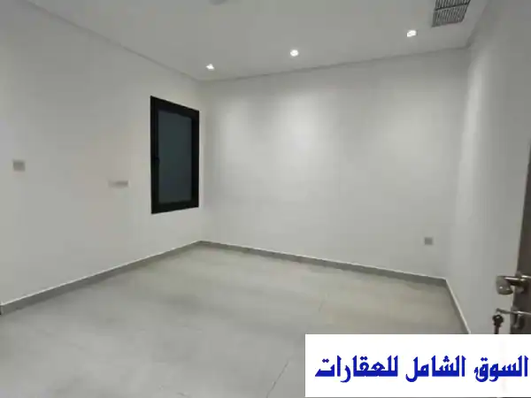 شقة فاخرة للإيجار بالصديق حولي | 3 غرف ماستر،...