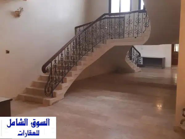 للإيجار: فيلا طابقين في الرفاع، منطقة أبو كوارة،...