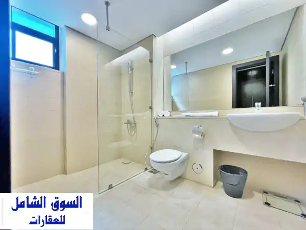 استأجر شقتك الفاخرة: غرفتي نوم مفروشة بخدمة كاملة ومطل بحري ساحر قرب مدينة الكويت (للمغتربين)