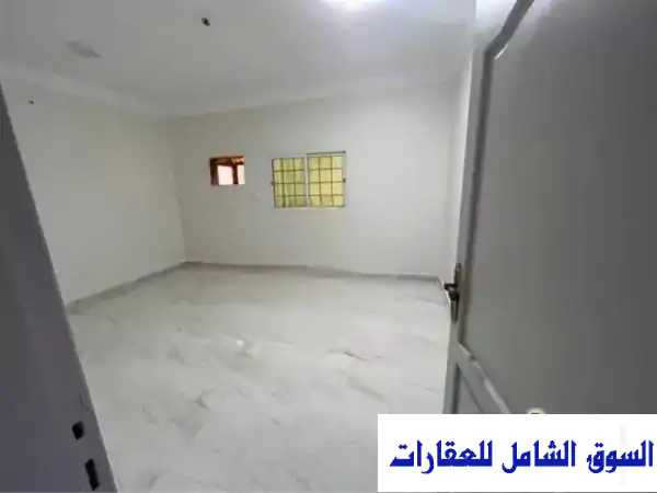 شقة عائلية فاخرة للإيجار بمكة - حي الشوقية (4 غرف، مصعد، جراج خاص)