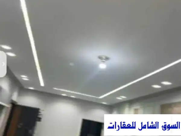 فرصة ذهبية: عيادة مفروشة بالكامل وجاهزة...