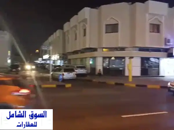 فرصة استثمارية ذهبية: مطعم فاخر جاهز للتشغيل الفوري بالشارقة - المناخ، دوار سبينس!