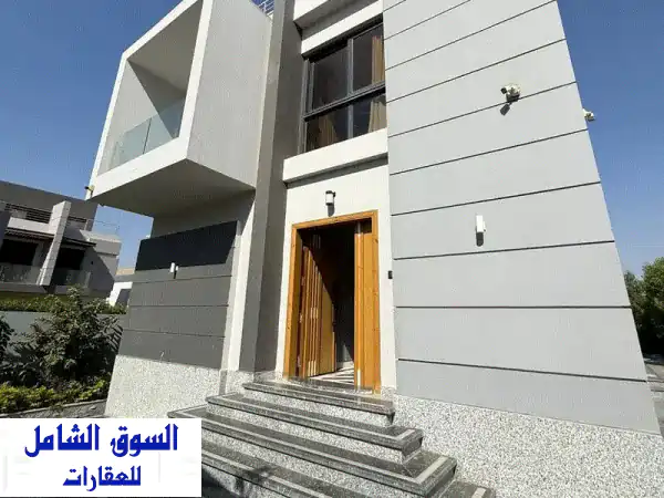 تاون هاوس فوري بافضل اطلالة بانورامية بالشيخ...