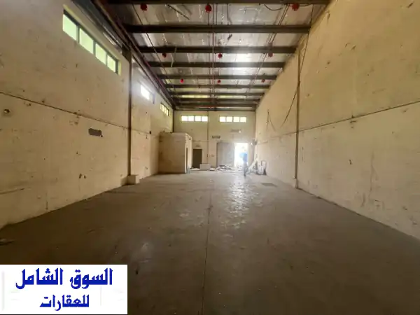 فرصة ذهبية: مستودع للإيجار السنوي في الصناعية 10 -...