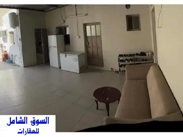 فرصة العمر: بيت للبيع في مدينة حمد دوار 21 - 360م2 على الطريق السريع مباشرة!