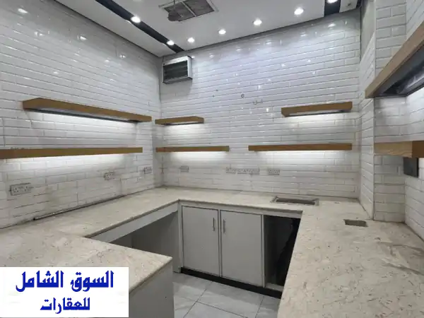 فرصة لا تعوض! محل تجاري للإيجار بالفروانية | 12م²،...