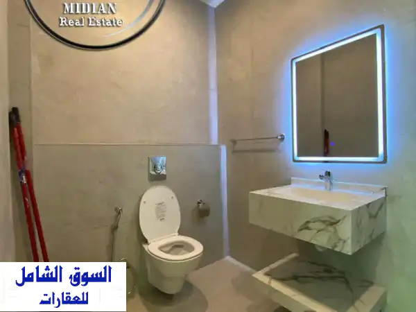 استأجر شقتك الفاخرة في الرابية: 190م سوبر ديلوكس، إطلالة ساحرة وموقع مميز! (إعلان 8037)