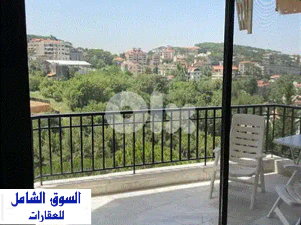 فرصة لا تعوض: شقة أرضية 3 غرف نوم للإيجار في تلال عين سعادة مع حديقة وتراس خاصين – 700$ شهرياً!