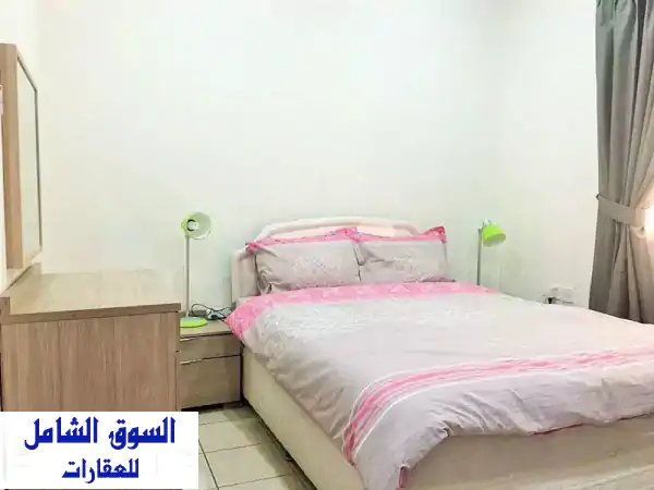 استأجر شقتك المفروشة بالكامل في المنقف: غرفة...