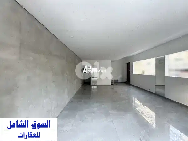 فرصة ذهبية: محل تجاري 500م² + تراس 200م² للإيجار في...