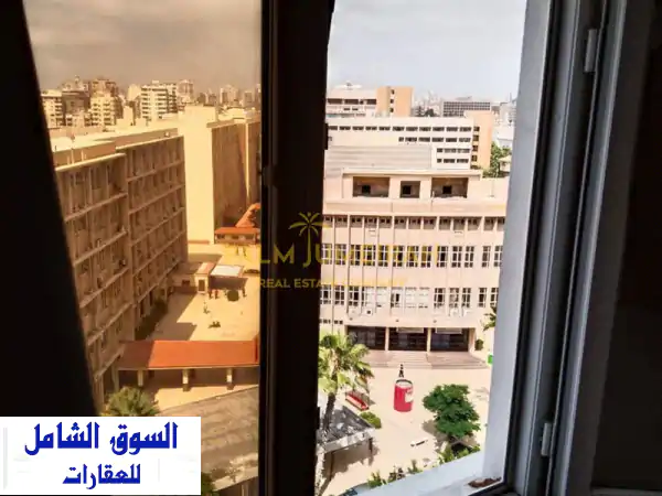 شقة مفروشة فاخرة للإيجار بالازاريطة 155م | 3 غرف نوم |...