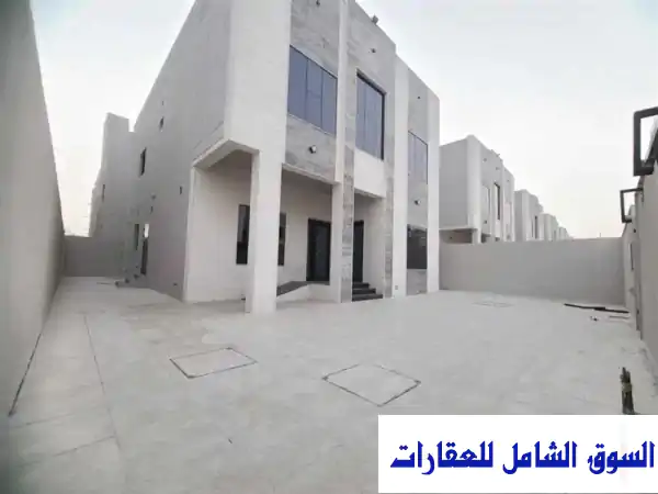 فيلا فاخرة بتشطيب أنيق ومرافق متكاملة تناسب السكن العائلي أو النشاط التجاري للإيجار في الزاهية عجمان