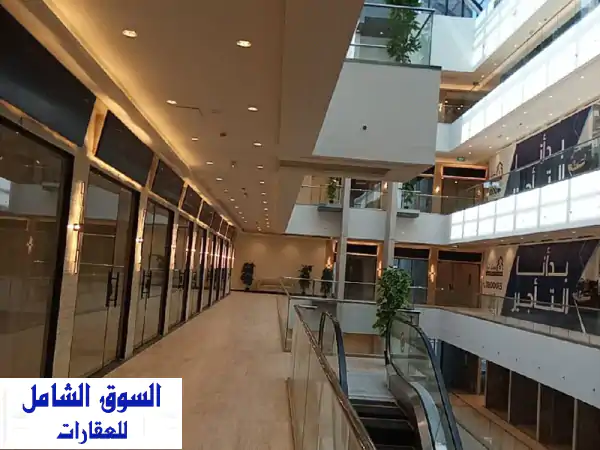 مكتبك الفاخر ينتظرك: مكاتب للإيجار بالعاصمة بإطلالات بانورامية، بدون عمولة وشهر مجاني!