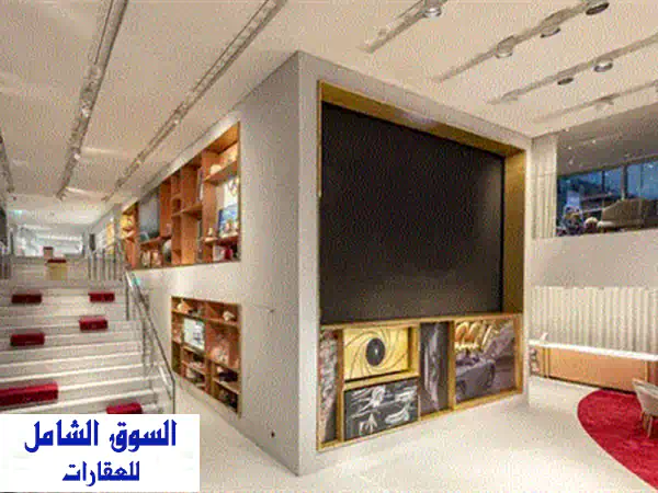 معرض فاخر للبيع 600م2 - رميلة البيضا، بيروت | مجدد بالكامل وموقع استراتيجي REF#TD128966