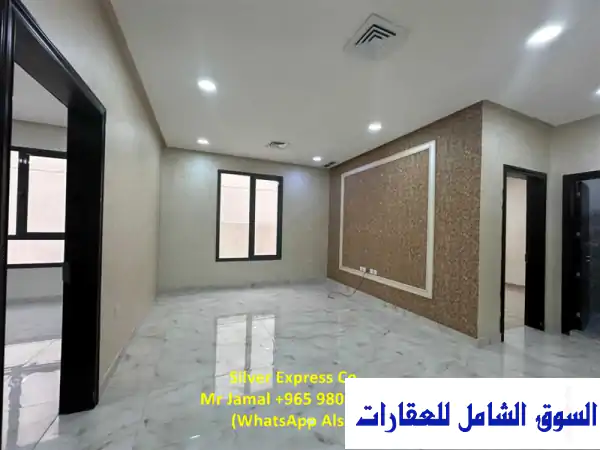 شقة جميلة بغرفتي نوم للإيجار في أبو فطيرة. فطيرة...