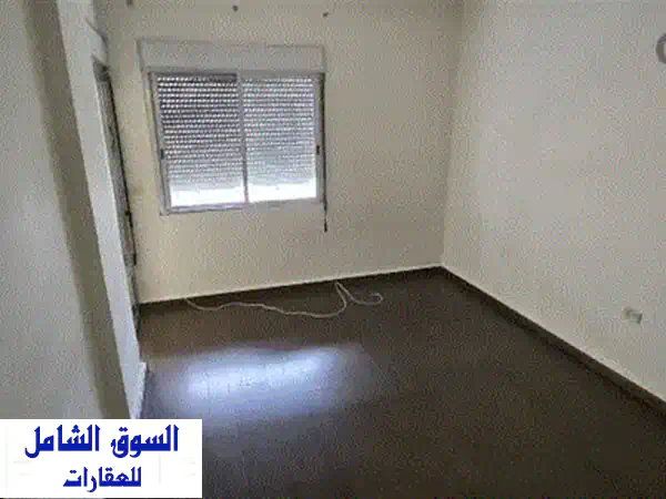 شقة رومية سكنية فاخرة - إطلالة بانورامية ساحرة على البحر والجبل