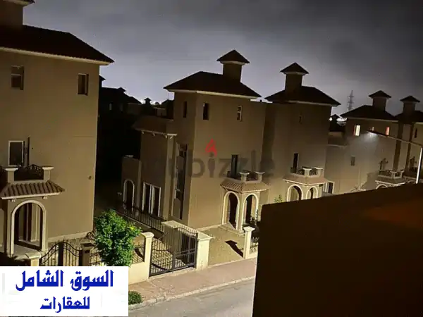 فيلا فاخرة للبيع في نيوم أكتوبر | تشطيب فاخر...