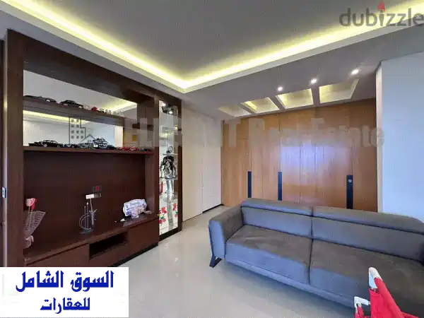 شقة بحريّة فاخرة للبيع في منطقة حلّات - إطلالة...