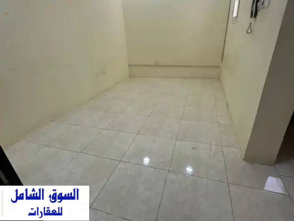 استوديو فاخر للإيجار في الرفاع الشرقي - بالقرب من مركز الشرطة!