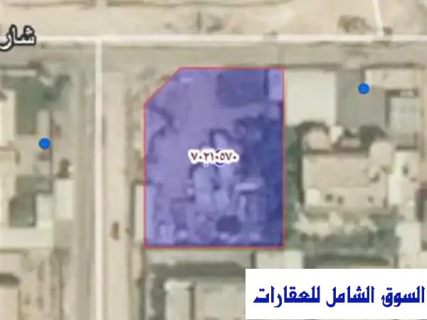 فرصة ذهبية! أرض زاوية في روضة الحمامة بمساحة 1208م²...