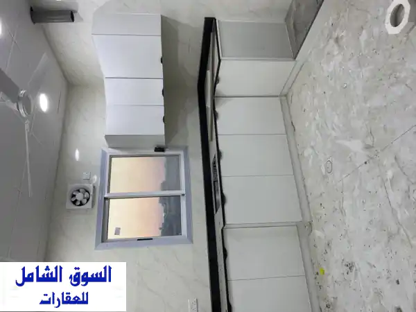 شقق فاخرة للبيع في الرفاع البحير | مساحة 200م²، 4...