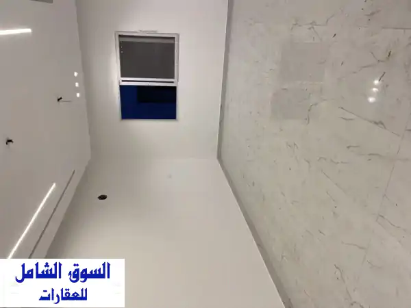 شقق فاخرة للبيع في الرفاع البحير | مساحة 200م²، 4 غرف، سعر مغرٍ!
