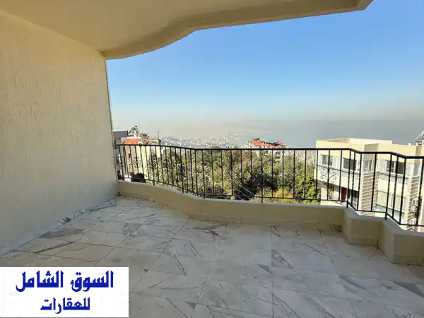 شقة فاخرة مطلة على البحر في الربوة - فرصة استثمارية...