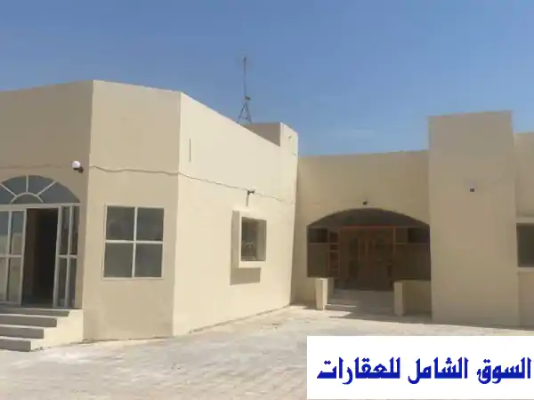 فيلا أرضية فاخرة للإيجار في الخور - مساحة واسعة...
