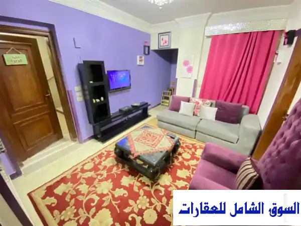 ستوديو مفروش فاخر للإيجار في كمبوند مميز أمام...
