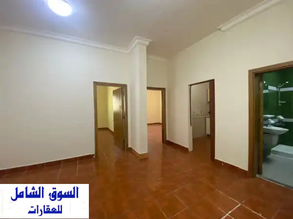 شقق نظامية للإيجار في المطار القديم - موقع مميز...