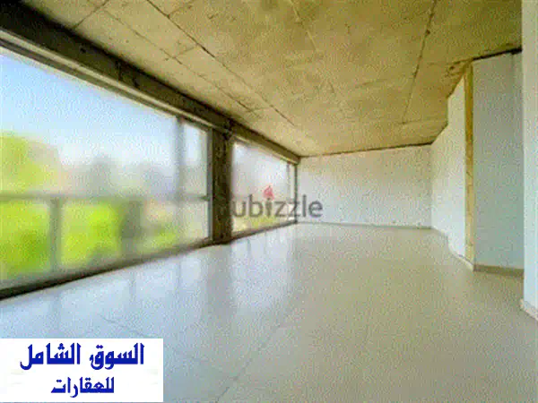 مكتب فاخر للإيجار في الأشرفية، بيروت - مساحة 220 متر مربع!