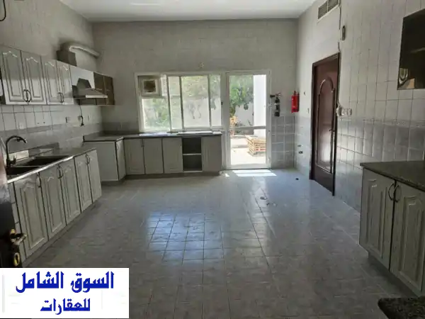 فيلا فاخرة للإيجار في ربدان، أبوظبي - 7 غرف ماستر...